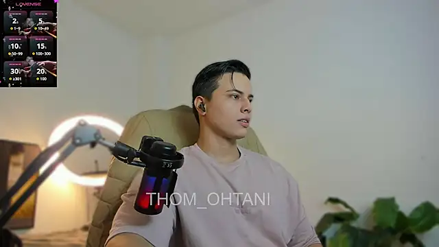 Snapshot of Thom_Ohtani chatting on February 26, 2026, 10:53 pm Thom Ohtani online show from February 26, 2026, 10:53 pm