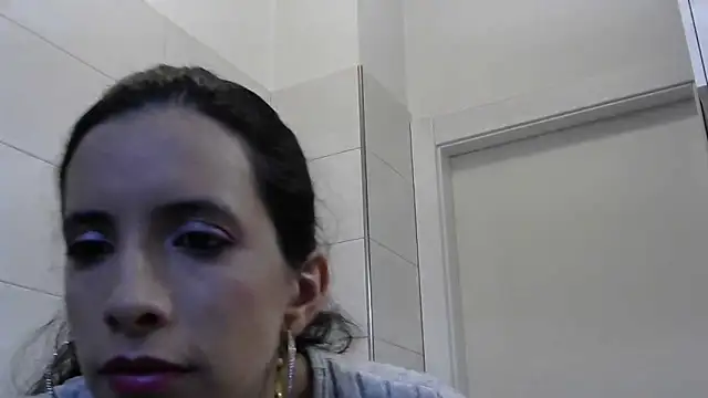 amabel zambrano online show from January 9, 2025, 8:34 am