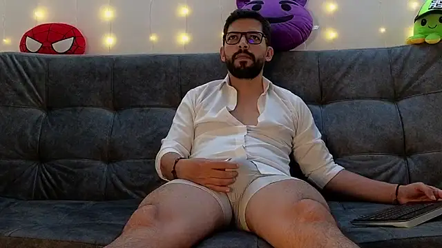 Snapshot of ErickBrant chatting on March 2, 2025, 10:27 pm ErickBrant online show from March 2, 2025, 10:27 pm