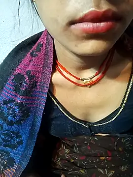 Snapshot of Amaya_Bajwa chatting on February 8, 2025, 7:38 pm Amaya Bajwa online show from February 8, 2025, 7:38 pm