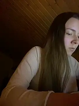 mewKate online show from February 15, 2025, 4:01 pm