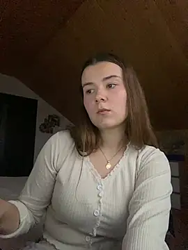 mewKate online show from March 15, 2025, 3:59 pm