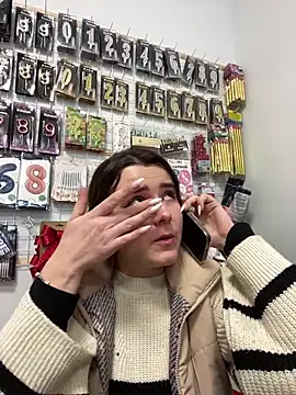 mewKate online show from April 1, 2026, 12:50 pm