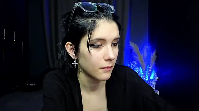 Hyeon Jin online show from March 4, 2025, 8:27 pm