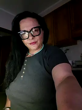 missAmanda69 online show from May 8, 2026, 11:32 pm