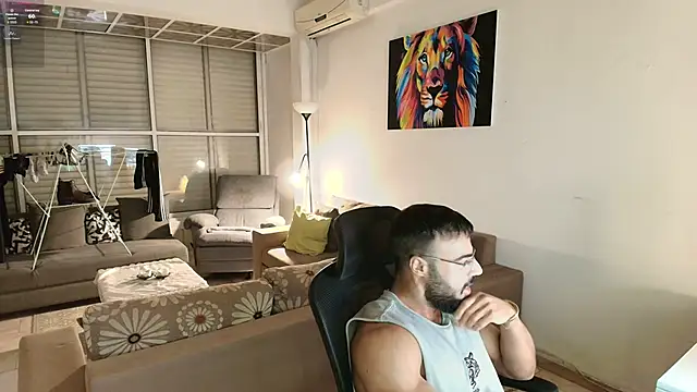 todddantes25 online show from February 8, 2026, 3:43 am