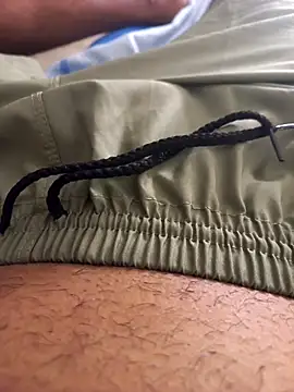 Elpeque x40 online show from April 19, 2026, 1:49 am