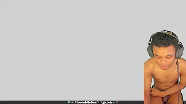 Snapshot of lovemirgaming chatting on March 27, 2026, 10:09 pm lovemirgaming online show from March 27, 2026, 10:09 pm