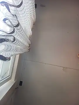 Lauren Amabel online show from March 26, 2026, 10:10 am