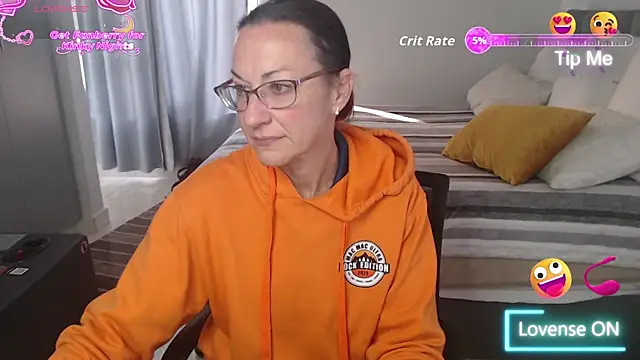 Snapshot of boeslaboes1 chatting on July 7, 2026, 6:16 am boeslaboes1 online show from July 7, 2026, 6:16 am