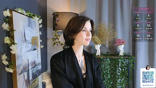 OdiliaHartnell online show from February 11, 2025, 3:08 pm