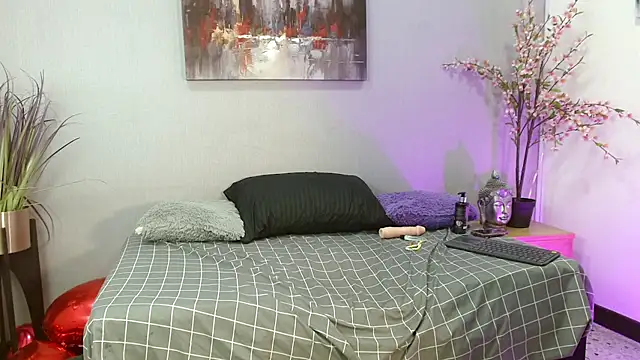 Snapshot of Charlot_Vega_ chatting on February 21, 2025, 10:39 am Charlot Vega online show from February 21, 2025, 10:39 am