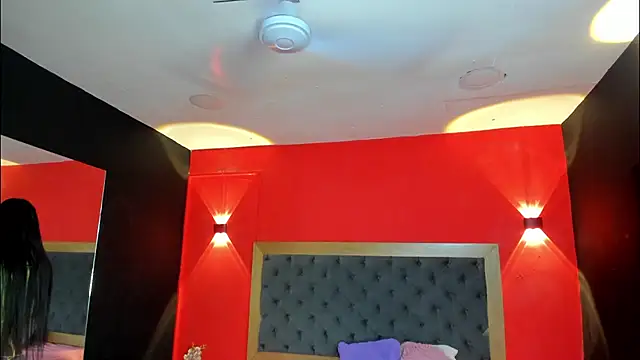 Snapshot of Charlot_Vega_ chatting on October 29, 2025, 7:37 pm Charlot Vega online show from October 29, 2025, 7:37 pm