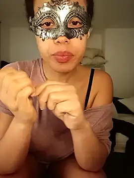 h4cDesy online show from January 22, 2025, 8:49 pm