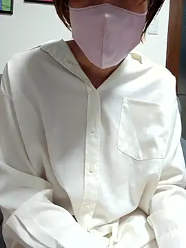 ----saori----- online show from April 20, 2026, 9:23 am