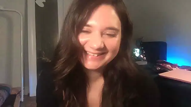 Snapshot of kylienotjenner chatting on February 9, 2025, 7:49 am kylienotjenner online show from February 9, 2025, 7:49 am