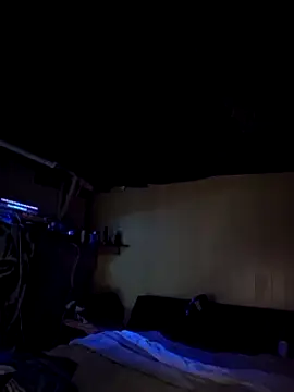 Snapshot of hesjustafriend chatting on January 13, 2025, 8:37 am hesjustafriend online show from January 13, 2025, 8:37 am