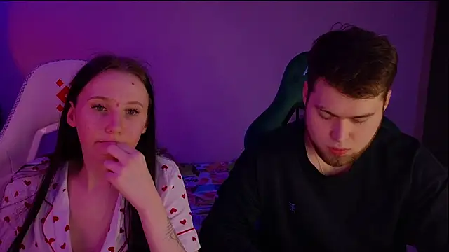 mon lola online show from March 15, 2025, 11:50 pm