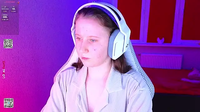 mon lola online show from February 17, 2026, 3:40 pm