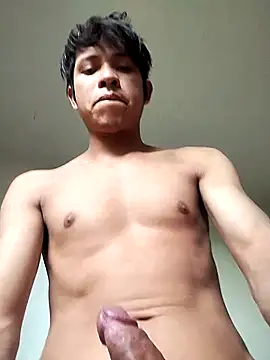 Javierjvl online show from October 26, 2025, 9:21 pm