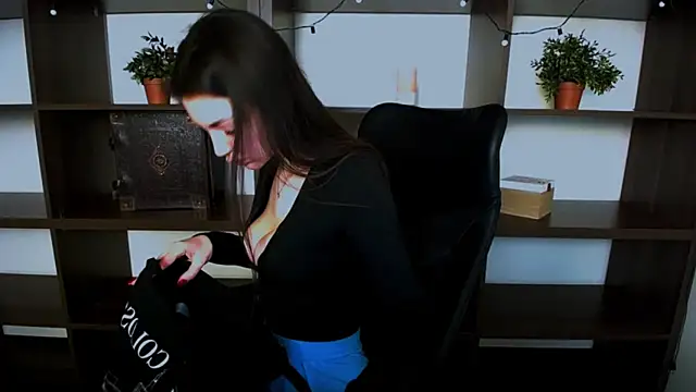 Snapshot of Lexi_Jous chatting on February 27, 2025, 1:07 pm Lexi Jous online show from February 27, 2025, 1:07 pm