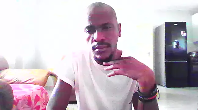 Snapshot of 1NakedTruth chatting on February 5, 2025, 9:36 am 1NakedTruth online show from February 5, 2025, 9:36 am