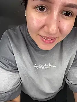 Jullya x online show from March 21, 2026, 9:29 pm