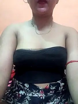 Snapshot of Eisha_20s chatting on September 28, 2025, 12:16 am Eisha 20s online show from September 28, 2025, 12:16 am