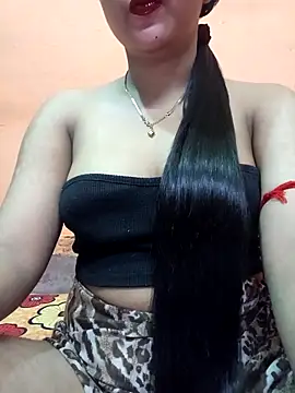 Snapshot of Eisha_20s chatting on October 9, 2025, 10:41 pm Eisha 20s online show from October 9, 2025, 10:41 pm