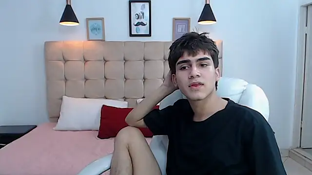 Tommy18   online show from January 16, 2025, 9:05 am