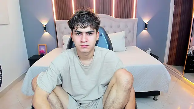 Tommy18   online show from January 10, 2026, 3:41 am