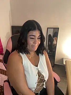 Snapshot of karla_hotgirl chatting on September 18, 2025, 2:13 am karla hotgirl online show from September 18, 2025, 2:13 am