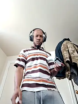 Snapshot of MrDaddyBbSnake chatting on January 7, 2025, 5:53 pm MrDaddyBbSnake online show from January 7, 2025, 5:53 pm