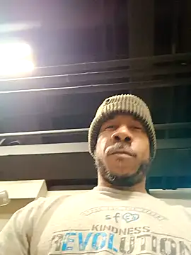 Snapshot of MrDaddyBbSnake chatting on January 18, 2025, 7:26 pm MrDaddyBbSnake online show from January 18, 2025, 7:26 pm