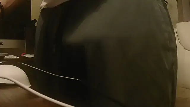 MrDaddyBbSnake online show from April 1, 2026, 4:24 am