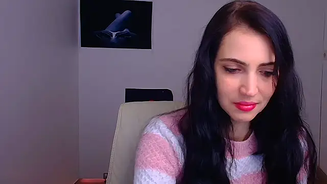 Snapshot of Amalia_amor chatting on January 24, 2025, 6:14 am Amalia amor online show from January 24, 2025, 6:14 am