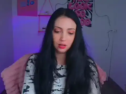 Amalia amor online show from April 17, 2026, 5:54 am