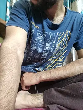 Snapshot of TOPMOON001 chatting on December 18, 2025, 6:25 pm TOPMOON001 online show from December 18, 2025, 6:25 pm