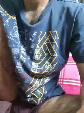 Snapshot of TOPMOON001 chatting on December 19, 2025, 7:21 pm TOPMOON001 online show from December 19, 2025, 7:21 pm