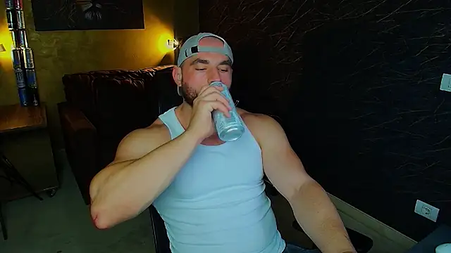 AdamJamesonn online show from May 23, 2026, 5:01 am
