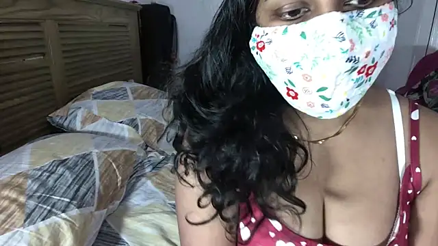 ArathyNambyarMallu online show from February 7, 2026, 1:48 pm