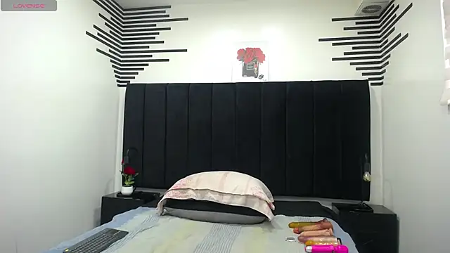 VickyBoobss online show from October 7, 2025, 7:55 pm