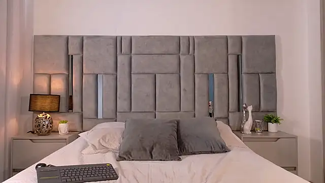 Karla Hudsson online show from February 16, 2026, 1:40 pm