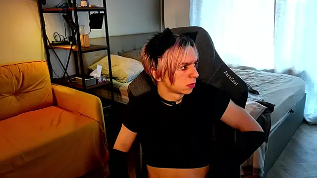 Snapshot of leon_yuugen chatting on January 31, 2025, 9:37 am leon yuugen online show from January 31, 2025, 9:37 am