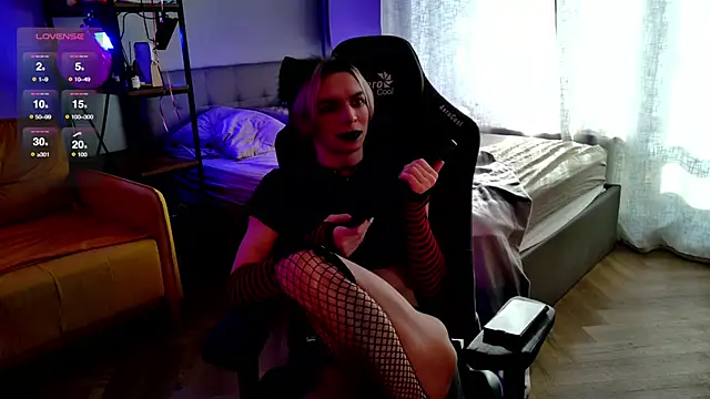 Snapshot of leon_yuugen chatting on February 19, 2025, 8:01 am leon yuugen online show from February 19, 2025, 8:01 am