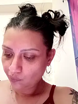 rosse26830 online show from June 13, 2026, 9:13 pm