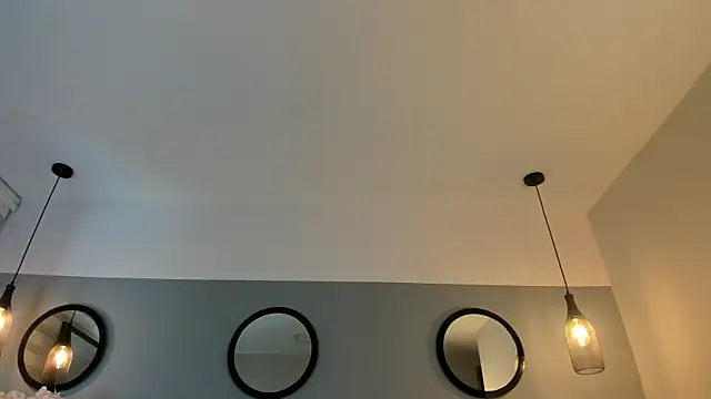 chelsea bolton  online show from February 21, 2026, 1:45 pm