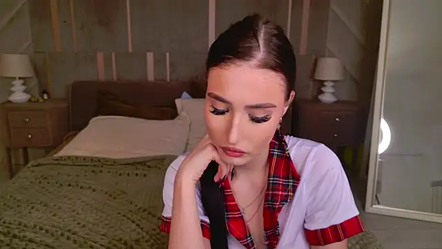 EmmaLawrens online show from January 25, 2025, 3:09 pm