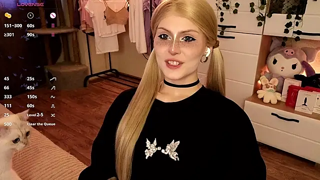 Snapshot of Emily__Mooree chatting on October 8, 2025, 8:23 am Emily  Mooree online show from October 8, 2025, 8:23 am