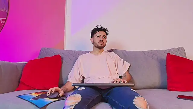 javi fox online show from January 17, 2025, 1:46 pm